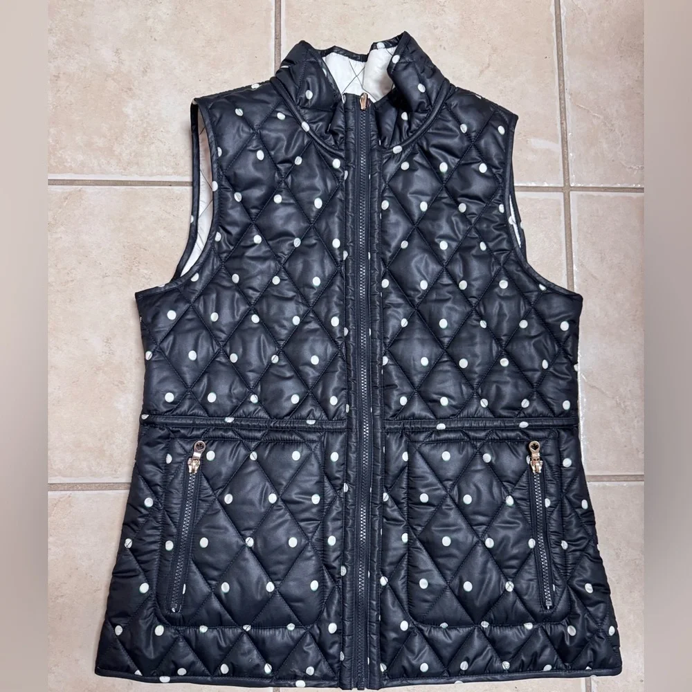 Kate Spade New York Reversible Quilted Polka Dot Sleeveless Vest - Black